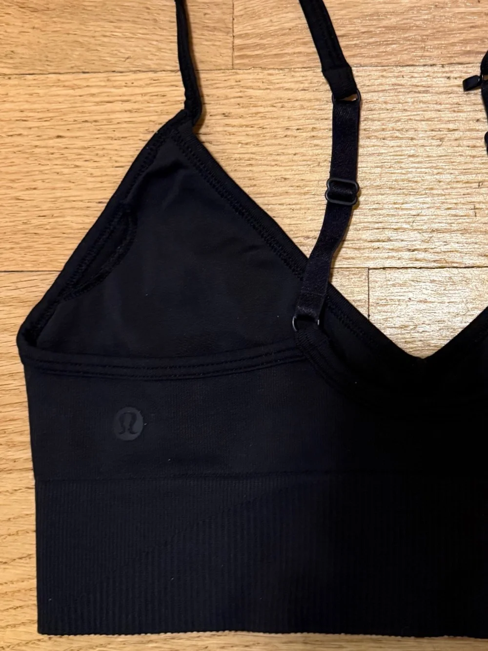 Lululemon Ebb to Street Bra Light Support C/D Cup Black Size 6 Convertible Strap